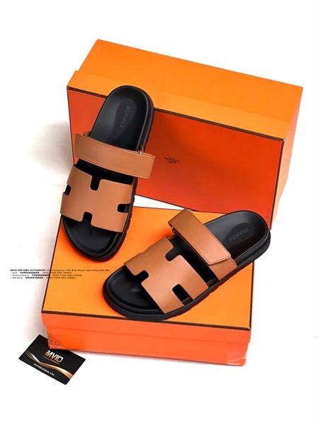  Dép Hermes Chypre Nâu Đế Đen VV222000ZH40 2301 