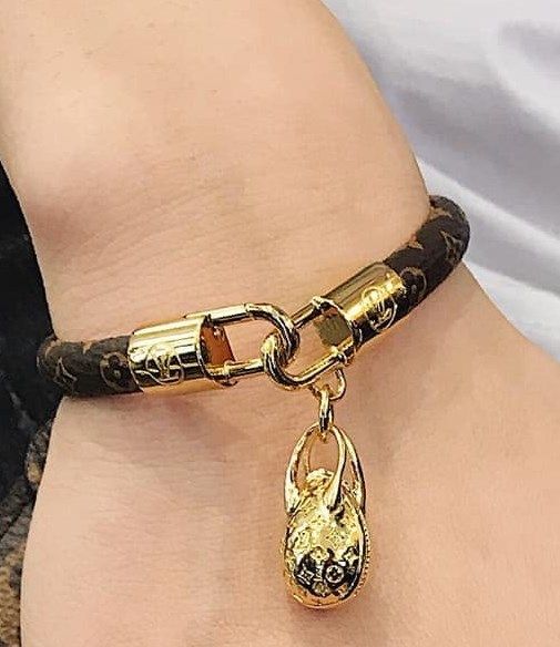  Vòng Tay Louis Vuitton M6537F Túi Trứng 