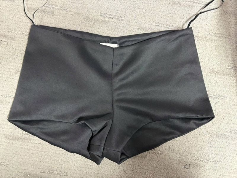 Aela Short
