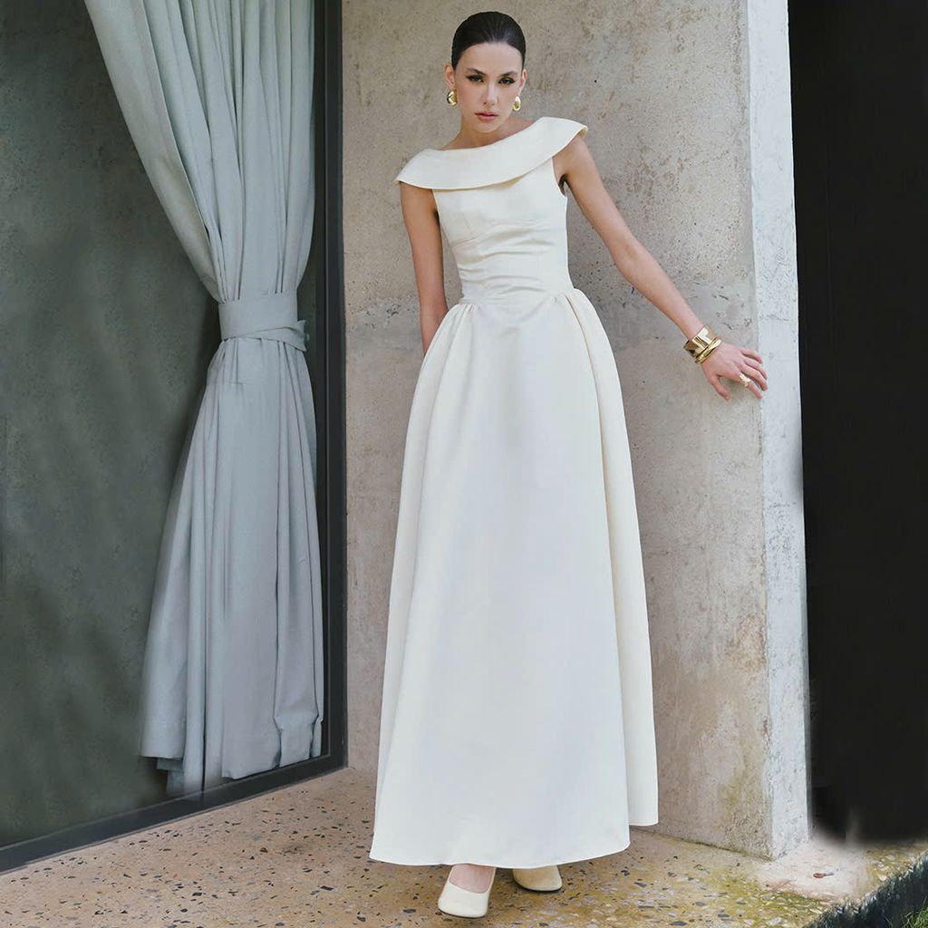 Avael Dress