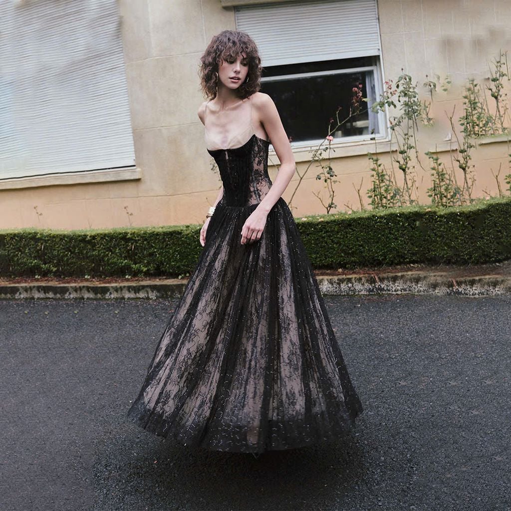 Black Glimpse Dress