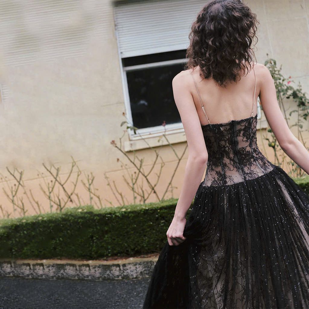 Black Glimpse Dress