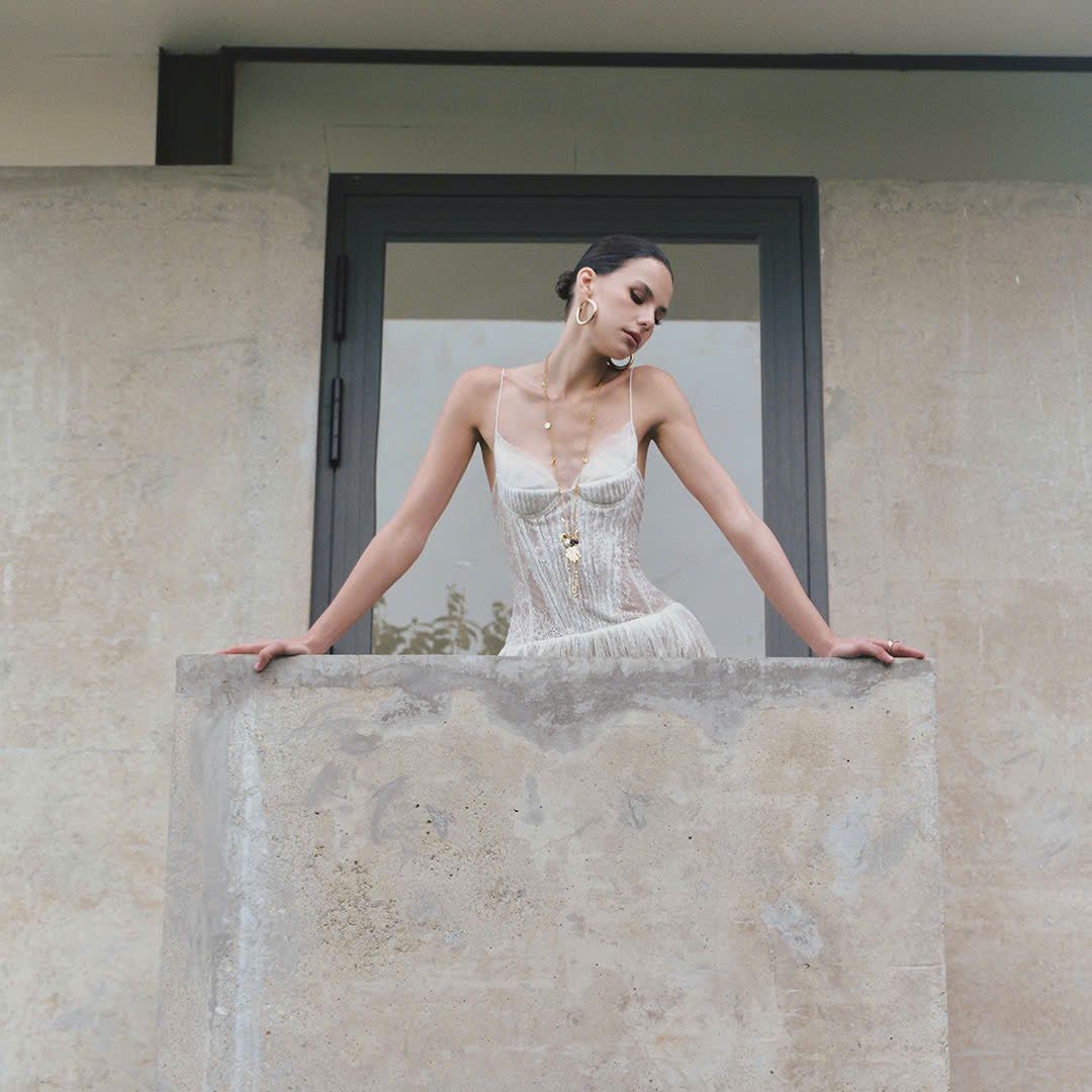 White Glimpse Dress