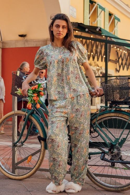  BKD01S6K01-BỘ DÀI TOLE VỚI THIẾT KẾ CỔ TRÒN PHỐI BÈO NHÚN NHẸ NHÀNG GIÚP TÔN LÊN NÉT DUYÊN DÁNG VÀ NỮ TÍNH CHO NGƯỜI MẶC 