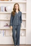  BKD02W5K01-BỘ DÀI KATE VỚI THIẾT KẾ CỔ PIJAMA ĐIỂM NHẤN VIỀN  NỔI BẬT MANG LẠI SỰ THANH LỊCH VÀ THOẢI MÁI KHI MẶC 