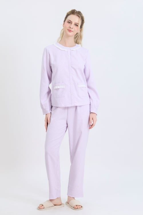  BKD07W5K02-BỘ DÀI KATE NỈ VỚI THIẾT KẾ CỔ TRÒN PHỐI BÈO REN NỔI BẬT MANG ĐẾN SỰ TRẺ TRUNG VÀ ẤM ÁP, LÀ LỰA CHỌN LÝ TƯỞNG CHO MÙA THU ĐÔNG 