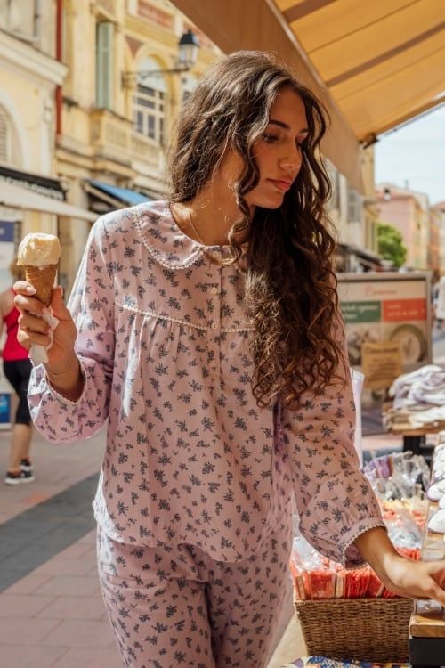  BKD10W5K01-BỘ DÀI KATE VỚI THIẾT KẾ CỔ LÁ SEN  PHỐI REN NỔI BẬT MANG ĐẾN CẢM GIÁC THOẢI MÁI VÀ THANH LỊCH 