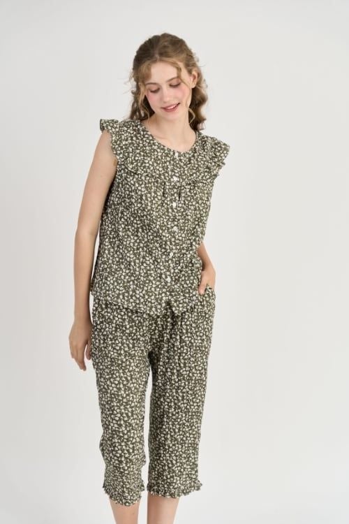  BKL01S5K11-BỘ KATE LỬNG VỚI THIẾT KẾ CỔ TRÒN NHÚN BÈO MANG LẠI CẢM GIÁC TRẺ TRUNG VÀ NĂNG ĐỘNG 