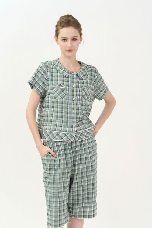  BKL01W5K19-BỘ LỬNG KATE VỚI THIẾT KẾ CỔ LÁ SEN PHỐI VIỀN NỔI BẬT TẠO SỰ TRẺ TRUNG VÀ NĂNG ĐỘNG MANG ĐẾN CẢM GIÁC THOẢI MÁI KHI MẶC 