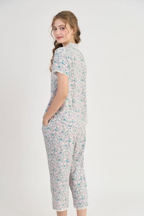  BKL02S5K26-BỘ TOLE LỬNG CỔ PIJAMA VỚI ĐIỂM NHẤN REN NỔI BẬT MANG ĐẾN SỰ THOẢI MÁI VÀ THOÁNG MÁT. 