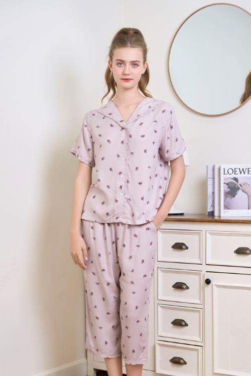  BKL04S5K14-BỘ TOLE LỬNG VỚI THIẾT KẾ BÈO NHÚN LÁ CỔ DUYÊN DÁNG, CHẤT VẢI MỀM MẠI  GIÚP NGƯỜI MẶC THOẢI MÁI SUỐT CẢ NGÀY. 