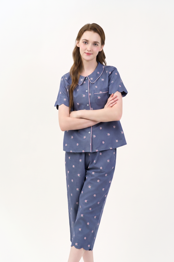  BKL11W5K07-BỘ LỬNG KATE THIẾT KẾ CỔ LÁ SEN VỚI ĐIỂM NHẤN VIỀN  NỔI BẬT TẠO CẢM GIÁC THOẢI MÁI VÀ TRẺ TRUNG. 