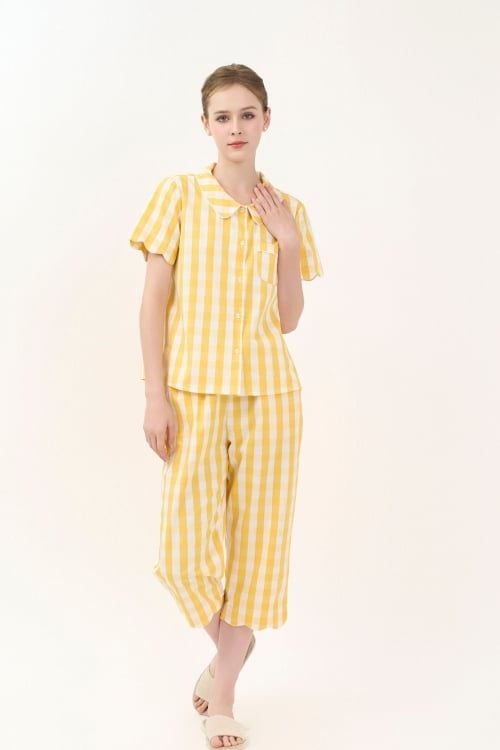  BKL11W5K08-BỘ LỬNG KATE THIẾT KẾ CỔ LÁ SEN VỚI ĐIỂM NHẤN VIỀN  NỔI BẬT TẠO CẢM GIÁC THOẢI MÁI VÀ TRẺ TRUNG. 