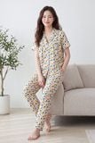  BSD02W6S07-BỘ SATIN DÀI VỚI THIẾT KẾ PIJAMA ĐIỂM NHẤN VIỀN NỔI BẬT MANG LẠI SỰ THANH LỊCH VÀ THOẢI MÁI KHI MẶC 
