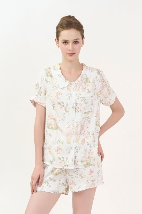  BSK03W5K16-BỘ SHORT TOLE THIẾT KẾ CỔ LÁ SEN VỚI ĐIỂM NHẤN RODE NỔI BẬT TẠO CẢM GIÁC THOẢI MÁI VÀ TRẺ TRUNG. 