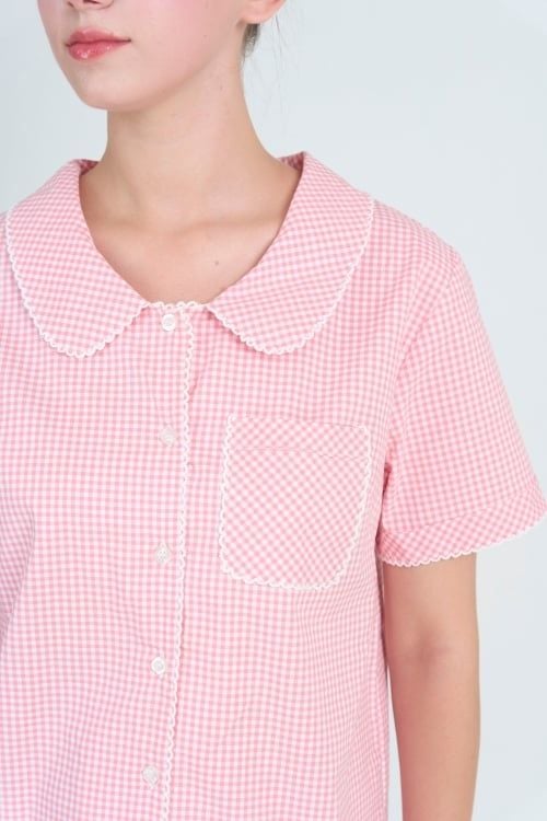  BSK03W5K17-BỘ SHORT KATE THIẾT KẾ CỔ LÁ SEN VỚI ĐIỂM NHẤN RODE NỔI BẬT TẠO CẢM GIÁC THOẢI MÁI VÀ TRẺ TRUNG. 