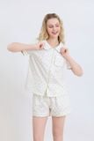  BSK03W5K21-BỘ SHORT KATE THIẾT KẾ CỔ LÁ SEN VỚI ĐIỂM NHẤN RODE NỔI BẬT TẠO CẢM GIÁC THOẢI MÁI VÀ TRẺ TRUNG. 
