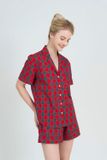  BSK08W5K01-BỘ SHORT KATE VỚI THIẾT KẾ CỔ PIJAMA KẾT HỢP HỌA TIẾT CARO ĐỎ MANG  ĐẾN SỰ TRẺ TRUNG  VÀ NĂNG ĐỘNG RẤT PHÙ HỢP ĐỂ DIỆN TRONG DỊP TẾT 