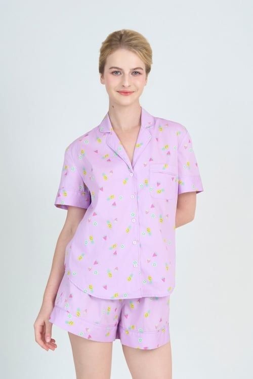  BSK08W5K02-BỘ SHORT KATE VỚI THIẾT KẾ CỔ PIJAMA  MANG  ĐẾN SỰ TRẺ TRUNG  VÀ NĂNG ĐỘNG 