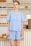  BSK12S6K01-BỘ SHORT KATE VỚI THIẾT KẾ CỔ PIJAMA ĐIỂM NHẤN BÈO TINH TẾ MANG  ĐẾN SỰ TRẺ TRUNG  VÀ NĂNG ĐỘNG TẠO CẢM GIÁC THOẢI MÁI KHI MẶC 