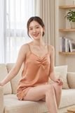  BSS01S5S46-BỘ SATIN SHORT VỚI THIẾT KẾ 2 DÂY QUYẾN RŨ, MANG LẠI CẢM GIÁC MỀM MẠI VÀ THOÁNG MÁT. 