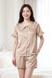  BSS01W5S06-BỘ SHORT SATIN VỚI THIẾT KẾ CỔ SEN PHỐI BÈO NHẸ NHÀNG, MANG LẠI SỰ TRẺ TRUNG VÀ THOẢI MÁI 