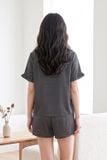  BSS01W5S07-BỘ SHORT SATIN VỚI THIẾT KẾ CỔ SEN PHỐI BÈO NHẸ NHÀNG, MANG LẠI SỰ TRẺ TRUNG VÀ THOẢI MÁI. 