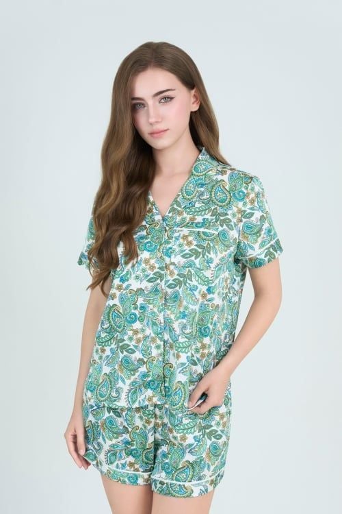  BSS02S5S62-BỘ SHORT SATIN VỚI THIẾT KẾ CỔ PIJAMA MANG PHONG CÁCH NHẸ NHÀNG VÀ THOẢI MÁI KHI MẶC 