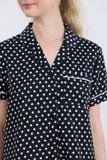  BSS02S5S66-BỘ SHORT SATIN VỚI THIẾT KẾ CỔ PIJAMA MANG PHONG CÁCH NHẸ NHÀNG VÀ THOẢI MÁI KHI MẶC 