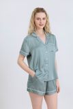  BSS02S5S67-BỘ SHORT SATIN VỚI THIẾT KẾ CỔ PIJAMA MANG PHONG CÁCH NHẸ NHÀNG VÀ THOẢI MÁI KHI MẶC 