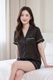  BSS02S5S69-BỘ SHORT SATIN VỚI THIẾT KẾ CỔ PIJAMA MANG PHONG CÁCH NHẸ NHÀNG VÀ THOẢI MÁI KHI MẶC 