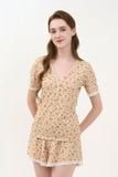  BST05W5T02-BỘ SHORT THUN VỚI THIẾT KẾ CỔ TIM PHỐI REN NỔI BẬT MANG  PHONG CÁCH TRẺ TRUNG VÀ THOÁNG MÁT. 