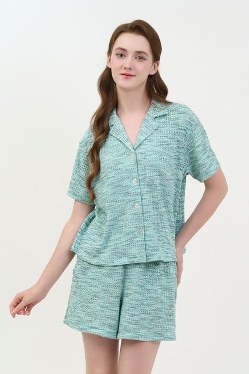  BST10W5T01-BỘ SHORT THUN  VỚI THIẾT KẾ PIJAMA ĐƠN GIẢN MANG LẠI SỰ NĂNG ĐỘNG VÀ THOẢI MÁI KHI MẶC 