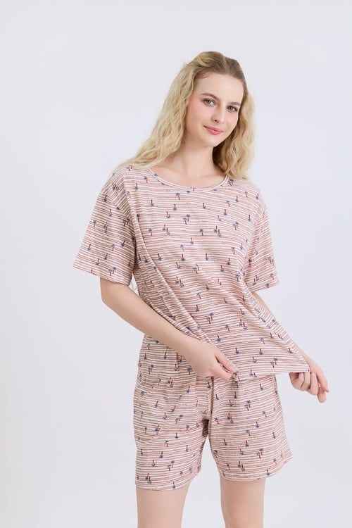  BST11W5T02-BỘ SHORT THUN  VỚI THIẾT KẾ CỔ TRÒN ĐƠN GIẢN MANG LẠI SỰ TRẺ TRUNG, NĂNG ĐỘNG VÀ THOẢI MÁI KHI MẶC 