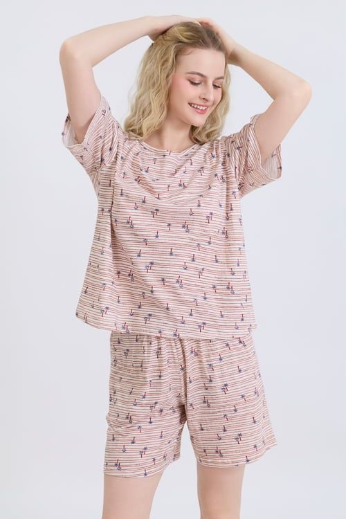  BST11W5T02-BỘ SHORT THUN  VỚI THIẾT KẾ CỔ TRÒN ĐƠN GIẢN MANG LẠI SỰ TRẺ TRUNG, NĂNG ĐỘNG VÀ THOẢI MÁI KHI MẶC 