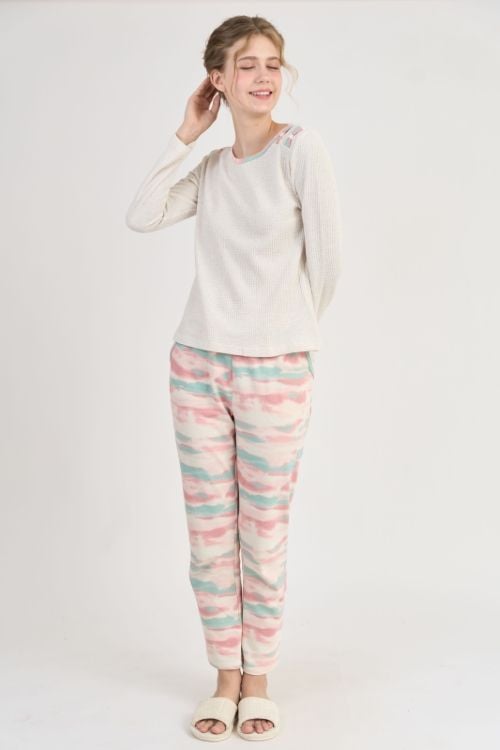  BTD03S5T08-BỘ THUN DÀI VỚI THIẾT KẾ CỔ TRÒN ĐƠN GIẢN NHƯNG TINH TẾ MANG LẠI CẢM GIÁC THOẢI MÁI KHI MẶC 