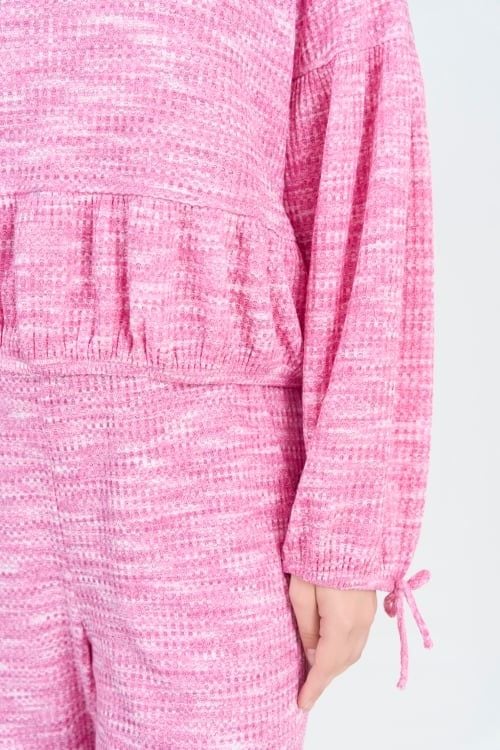  BTD03W5T02-BỘ THUN DÀI VỚI THIẾT KẾ CỔ TRÒN TAY PHỒNG NHẸ MANG LẠI CẢM GIÁC THANH LỊCH, NHÃ NHẶN VÀ THOẢI MÁI 