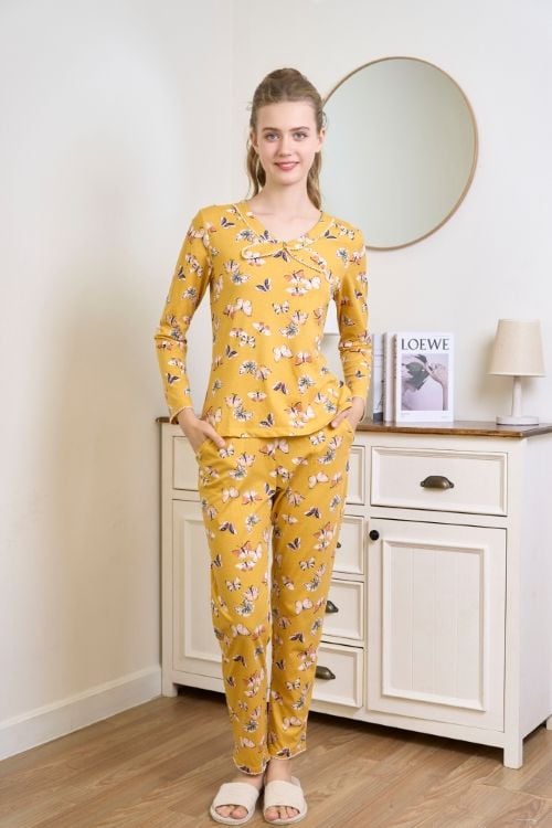  BTD09S5T05-BỘ THUN DÀI VỚI THIẾT KẾ CỔ TRÒN NƠ CÁCH ĐIỆU MANG PHONG CÁCH TRẺ TRUNG VÀ THOẢI MÁI 