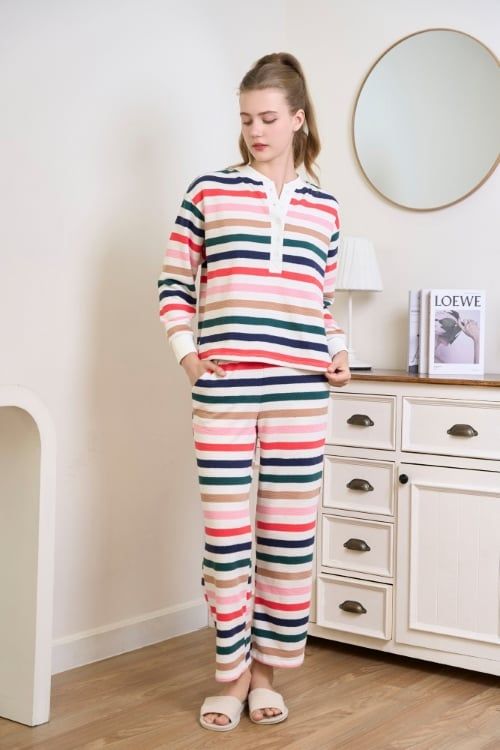  BTD12S5T01-BỘ THUN DÀI VỚI THIẾT KẾ CỔ TRỤ MANG SỰ TRẺ TRUNG ,ẤM ÁP VÀ TẠO CẢM GIÁC THOẢI MÁI KHI MẶC 