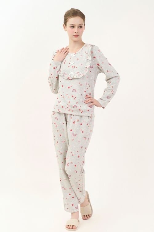  BTD12W5T01-BỘ THUN DÀI VỚI THIẾT KẾ CỔ TRÒN ĐIỂM NHẤN BÈO NỮ TÍNH MANG LẠI SỰ ẤM ÁP VÀ DỄ CHỊU KHI MẶC. 