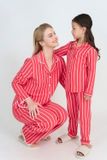 BTD19W5T01-BỘ THUN DÀI VỚI THIẾT KẾ PIJAMA ĐIỂM NHẤN VIỀN NỔI BẬT MANG LẠI SỰ DUYÊN DÁNG VÀ THOẢI MÁI 