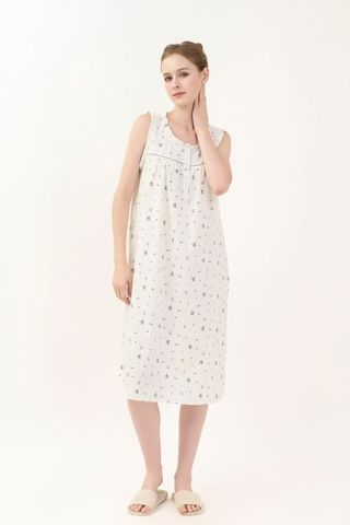  DDK03W5K03-ĐẦM KATE DÀI THIẾT KẾ CỔ TRÒN VỚI ĐIỂM NHẤN BÈO NỔI BẬT MANG ĐẾN TRẺ TRUNG VÀ DUYÊN DÁNG " 