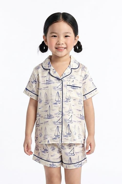  KSK04W5K16-BỘ SHORT TOLE VỚI THIẾT KẾ CỔ PIJAMA GIẢN DỊ MANG LẠI SỰ NĂNG ĐỘNG VÀ THOẢI MÁI CHO BÉ  YÊU 