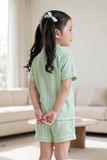  KSK04W5K17-BỘ SHORT KATE VỚI THIẾT KẾ CỔ PIJAMA GIẢN DỊ MANG LẠI SỰ NĂNG ĐỘNG VÀ THOẢI MÁI CHO BÉ YÊU 