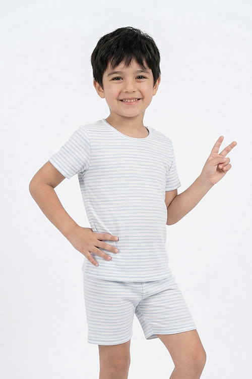  KST02S5T08-BỘ SHORT THUN VỚI THIẾT KẾ CỔ TRÒN ĐƠN GIẢN MANG LẠI SỰ  NĂNG ĐỘNG VÀ THOẢI MÁI CHO BÉ . 