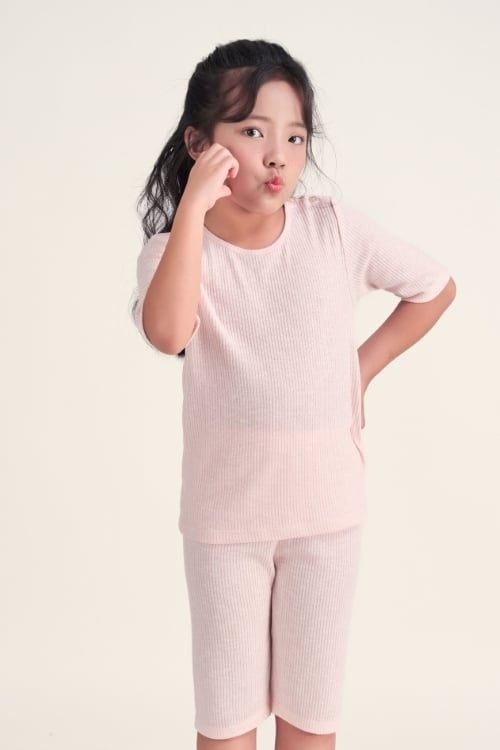  KTL012S47-BỘ THUN LỬNG  VỚI THIẾT KẾ CỔ TRÒN MANG LẠI SỰ NĂNG ĐỘNG VÀ THOẢI MÁI CHO BÉ . 