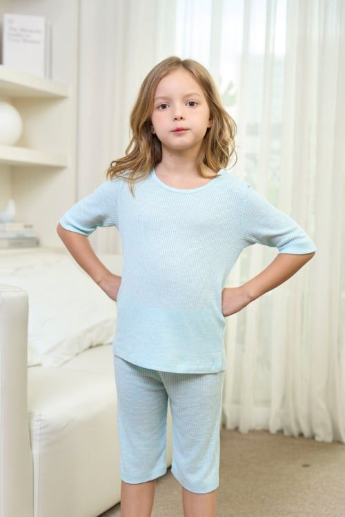  KTL012S48-BỘ THUN LỬNG  VỚI THIẾT KẾ CỔ TRÒN MANG LẠI SỰ NĂNG ĐỘNG VÀ THOẢI MÁI CHO BÉ . 