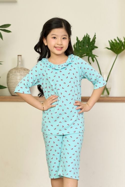  KTL01S5T03-BỘ THUN LỬNG  VỚI THIẾT KẾ CỔ TRÒN ĐIỂM NHẤN BÈO CỔ MANG LẠI SỰ XINH XẮN , ĐÁNG YÊU CHO BÉ . 