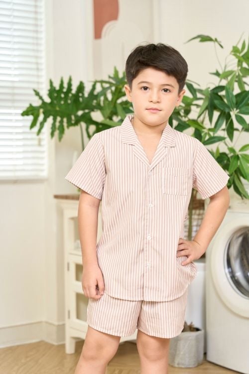  SSK01S5K14-BỘ SHORT KATE  VỚI THIẾT KẾ CỔ PIJAMA GIẢN DỊ MANG LẠI SỰ NĂNG ĐỘNG VÀ THOẢI MÁI CHO BÉ TRAI 