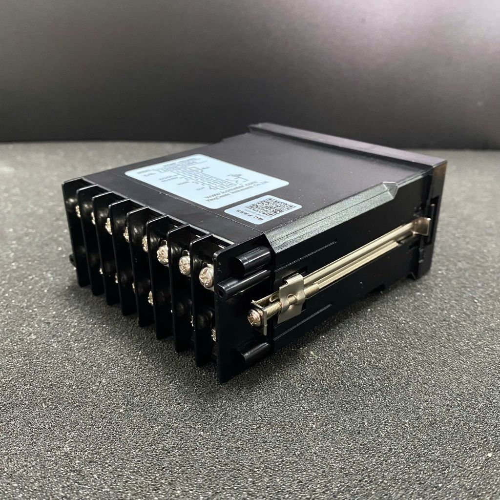 Đồng hồ điều khiển nhiệt độ tự động KCM-91WRS